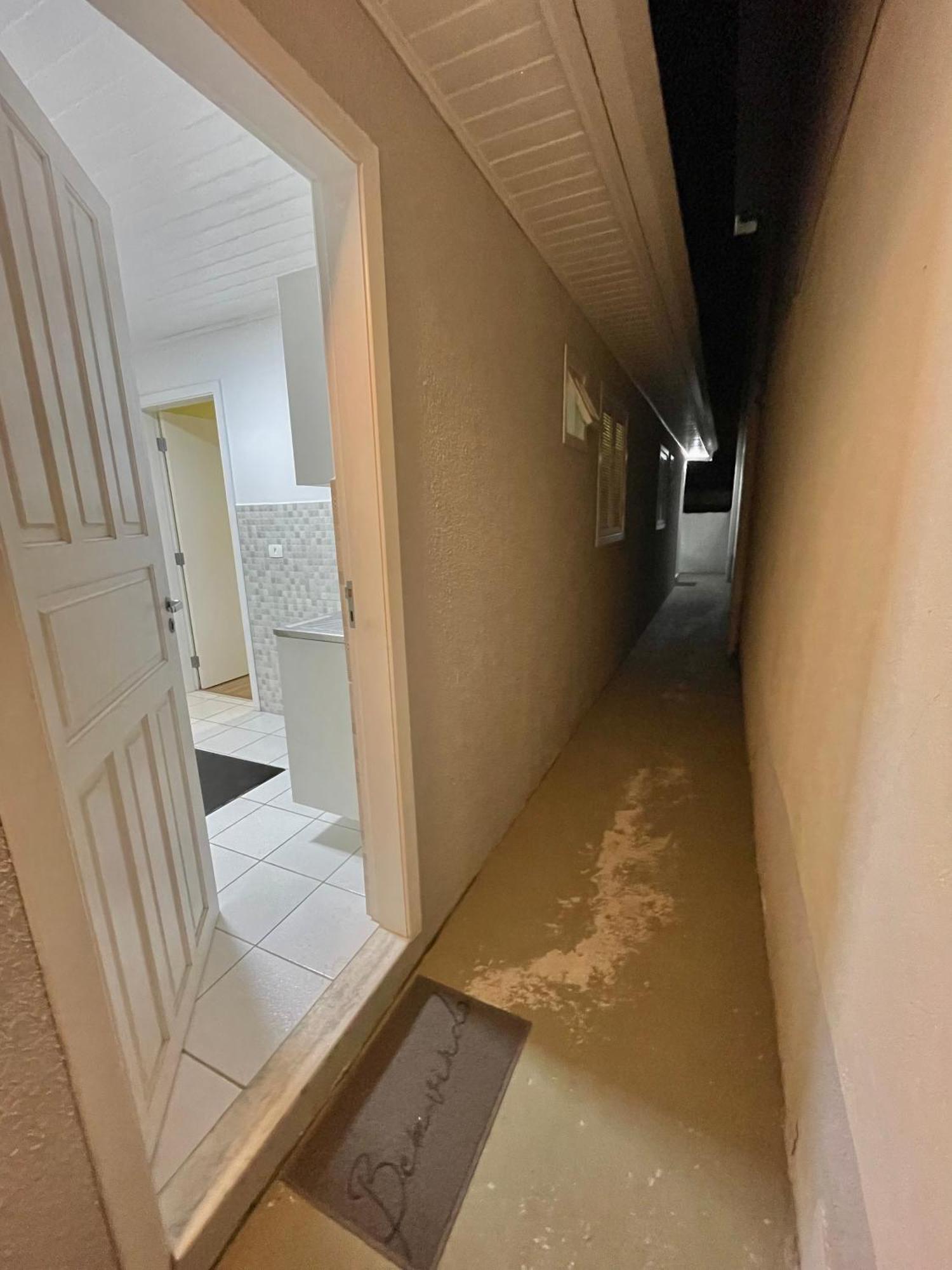 Kitnets Da Lane Apartment *